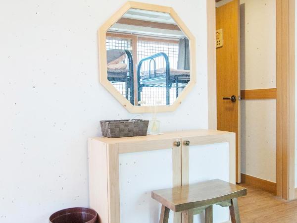 Cocoa Guesthouse : photo 3 de la chambre chambre familiale avec douche