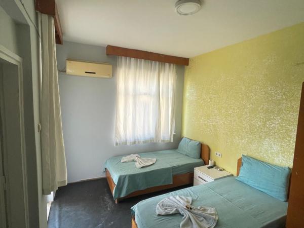 Ersoy Ak Pansiyon : photo 10 de la chambre chambre simple avec salle de bains 