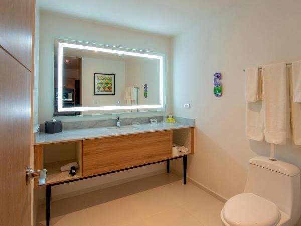Holiday Inn & Suites - Merida La Isla, an IHG Hotel : photo 1 de la chambre suite exécutive - non-fumeurs 