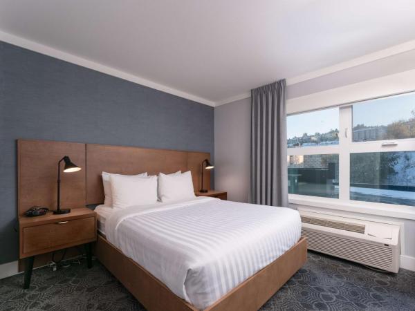 Prestige Kamloops Hotel : photo 4 de la chambre suite avec 2 lits queen-size