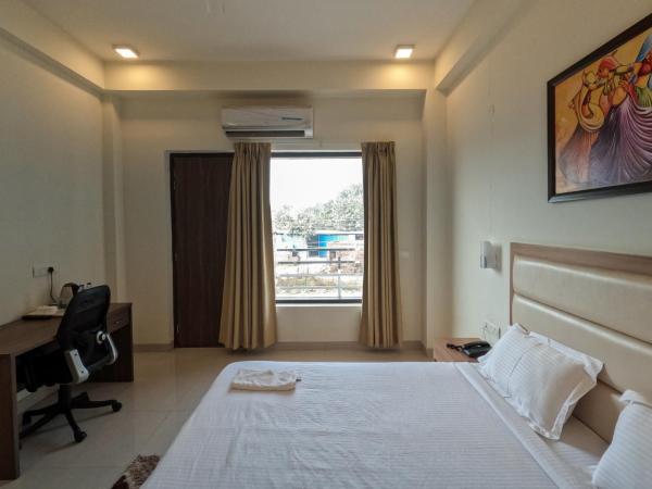 Hotel The Luxem - Behind Ibis Hotel Gurugram : photo 10 de la chambre chambre double standard