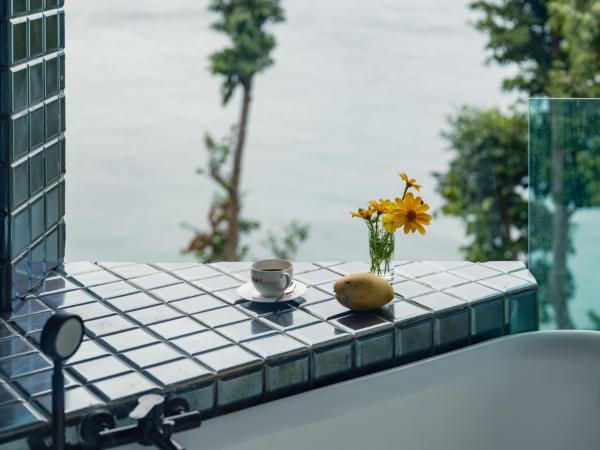 Cliff Lanta Suite-Koh Lanta Krabi : photo 6 de la chambre chambre lit king-size - vue sur mer