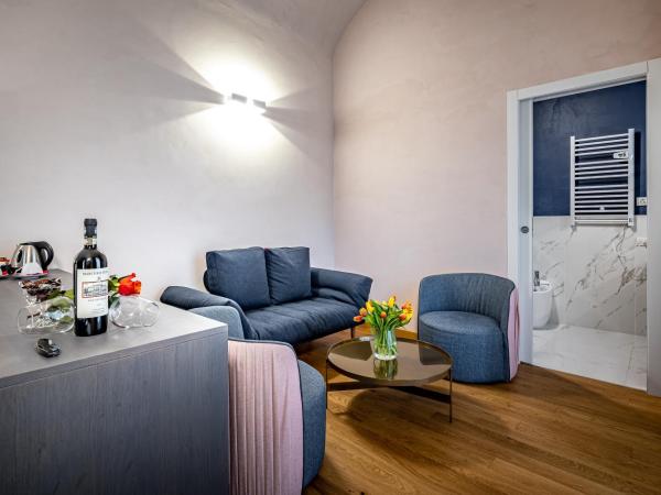 Hotel La Scaletta al Ponte Vecchio : photo 4 de la chambre chambre double ou lits jumeaux supérieure - vue sur jardin