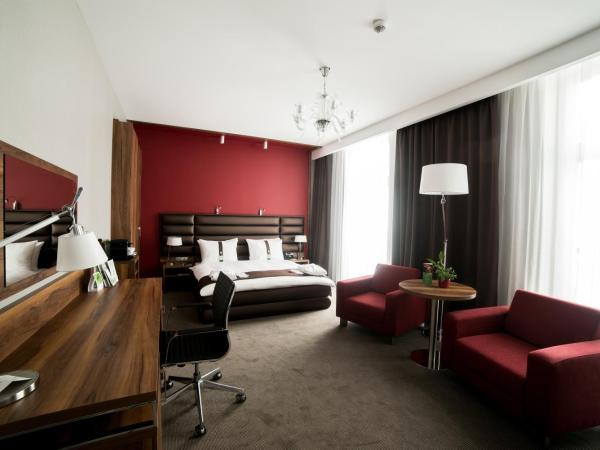 Holiday Inn Krakow City Centre, an IHG Hotel : photo 4 de la chambre chambre lit king-size premium