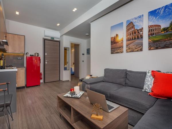 Exarchia House Project : photo 8 de la chambre suite familiale