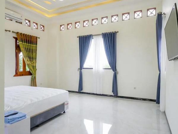 Griya Mataram Kotagede Mitra RedDoorz : photo 5 de la chambre chambre double supérieure