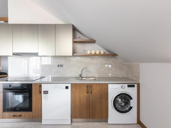 BİSUİTES : photo 6 de la chambre chambre double ou lits jumeaux supérieure - vue sur montagnes