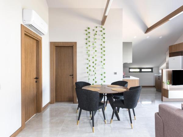 BİSUİTES : photo 3 de la chambre chambre double ou lits jumeaux supérieure - vue sur montagnes