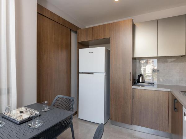 BİSUİTES : photo 8 de la chambre chambre quadruple - vue sur montagnes