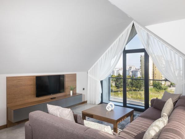 BİSUİTES : photo 6 de la chambre chambre double ou lits jumeaux supérieure - vue sur montagnes