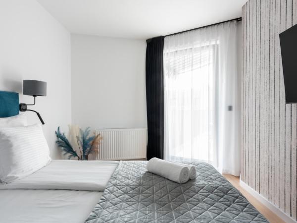 InPoint Apartments G15 near Old Town & Kazimierz : photo 1 de la chambre suite junior avec terrasse