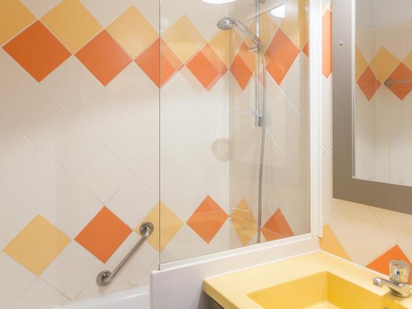 Résidence Pierre & Vacances Les Citronniers : photo 4 de la chambre studio (2 personnes) - côté cour