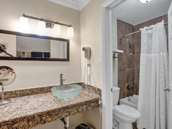 Fort Lauderdale Grand Hotel : photo 9 de la chambre suite lit king-size traditionnelle - côté ville