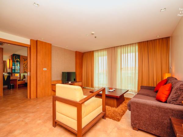 Centara Nova Hotel Pattaya : photo 7 de la chambre suite de luxe 1 chambre