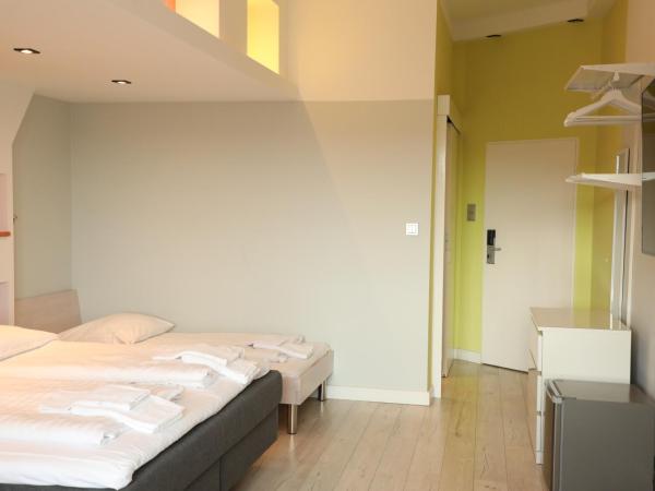 Art Hotel Charlottenburger Hof Berlin : photo 6 de la chambre chambre familiale