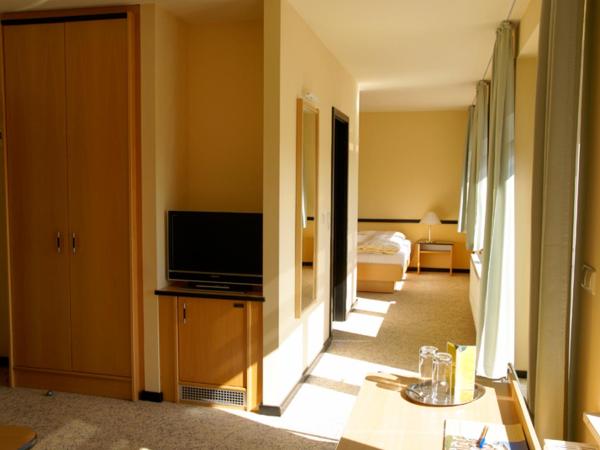 Hotel Am Weberplatz : photo 4 de la chambre chambre triple avec douche