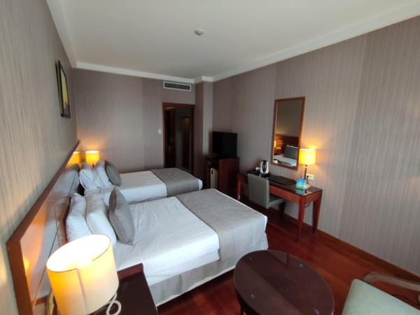 The Green Park Bostancı : photo 4 de la chambre chambre lits jumeaux standard