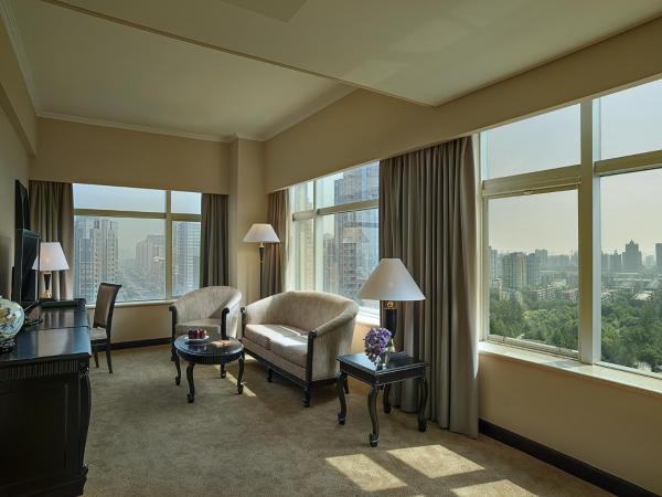 Celebrity International Grand Hotel : photo 2 de la chambre suite - vue sur ville
