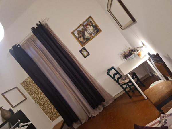 Residenza Rubbiani - Fermata Fiera e Rizzoli : photo 8 de la chambre chambre simple standard avec salle de bains commune