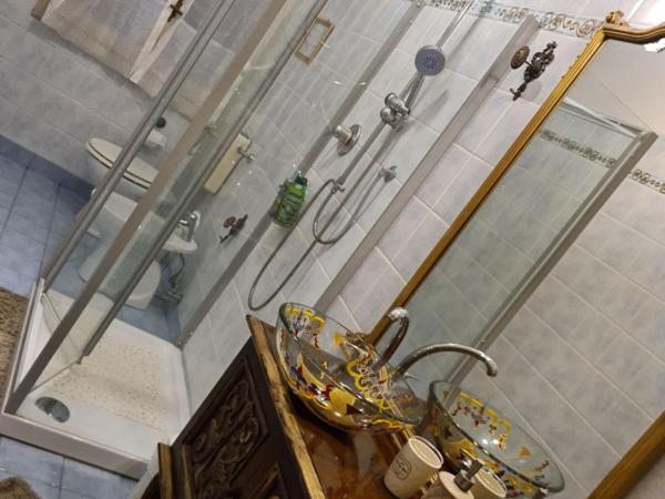 Residenza Rubbiani - Fermata Fiera e Rizzoli : photo 1 de la chambre chambre double standard avec salle de bains commune