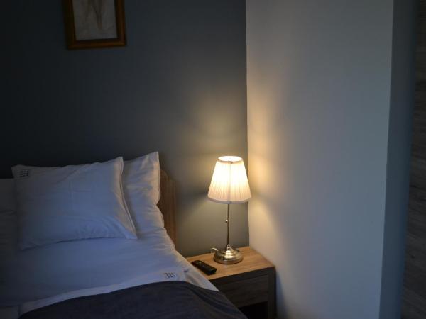 Főnix Design Rooms : photo 10 de la chambre chambre simple