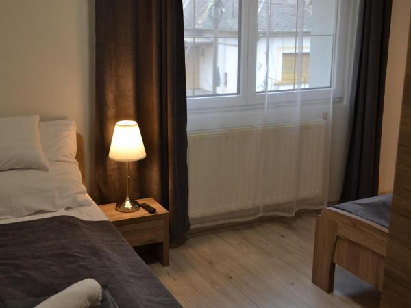 Főnix Design Rooms : photo 10 de la chambre chambre lits jumeaux