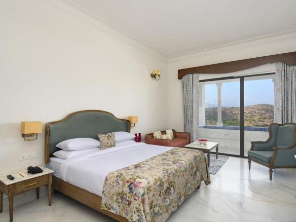 Fateh Vilas by Fateh Collection : photo 2 de la chambre chambre double - vue sur piscine