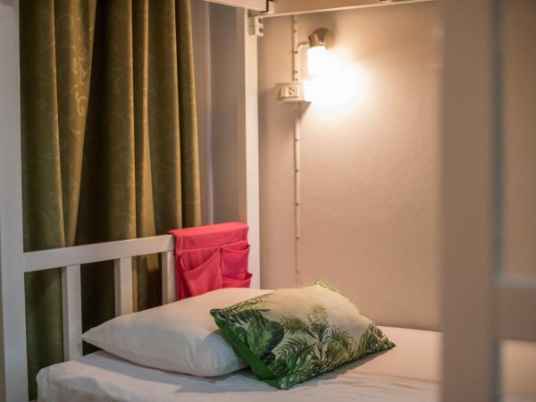 DKaYa Hostel : photo 8 de la chambre lit dans dortoir mixte de 6 lits