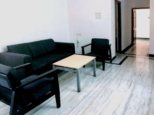 Roshini Serviced Apartments : photo 4 de la chambre appartement supérieur