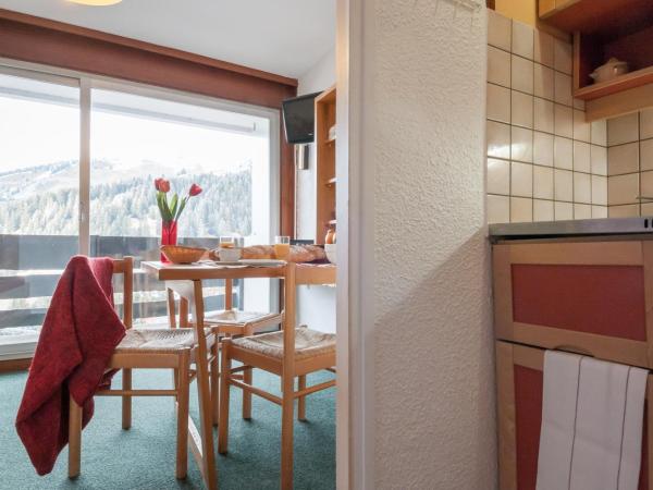 Résidence Pierre & Vacances Les Bleuets : photo 1 de la chambre studio (3 personnes)