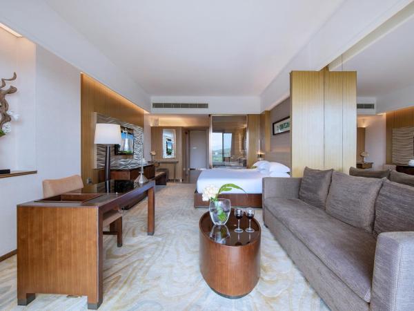 Mission Hills Hotel Resorts Dongguan : photo 2 de la chambre grande executive king room (lake view)