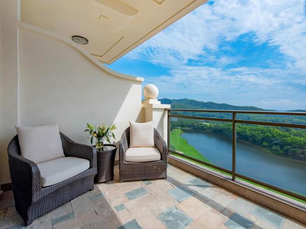 Mission Hills Hotel Resorts Dongguan : photo 8 de la chambre grande deluxe king room (lake view)