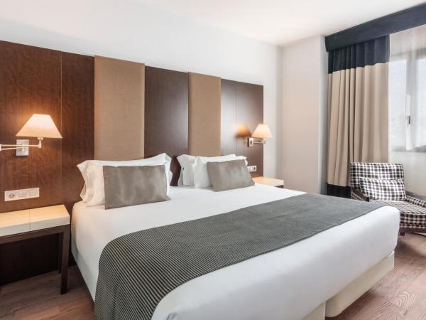 Catalonia El Retiro : photo 6 de la chambre chambre double ou lits jumeaux standard