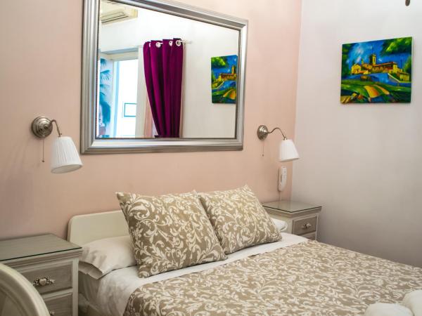 Un Patio en Santa Cruz : photo 5 de la chambre chambre double - intérieur