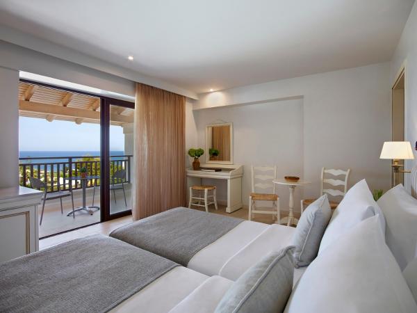 Creta Maris Resort : photo 8 de la chambre chambre deluxe - vue sur mer