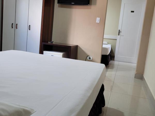 Hotel Estação Express : photo 1 de la chambre chambre quadruple