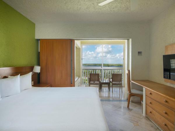 Club Regina Cancun : photo 4 de la chambre studio lit king-size