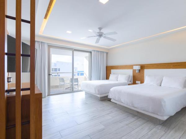 Izla Beach Front Hotel : photo 2 de la chambre hébergement double deluxe - vue sur océan