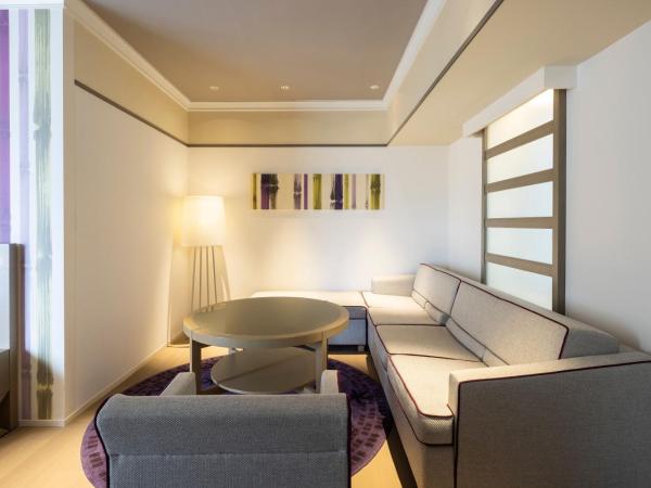 Swissotel Nankai Osaka : photo 2 de la chambre suite junior lit king-size