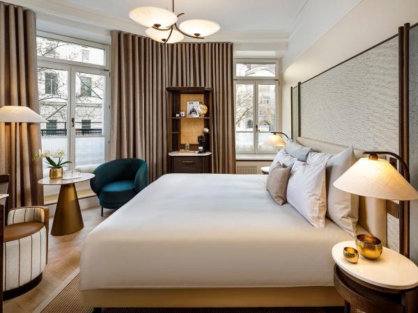 Small Luxury Hotel Ambassador Zurich : photo 2 de la chambre hébergement supérieur ambassadeur