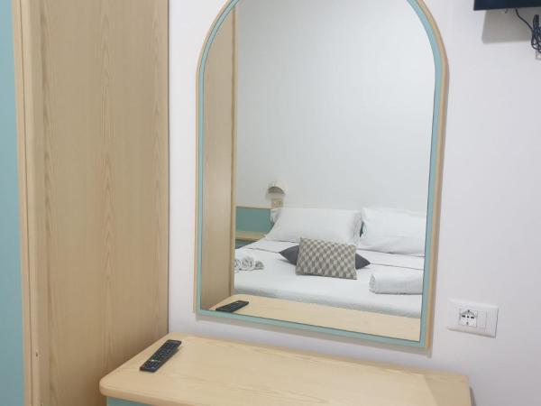 Hotel Bianca Vela : photo 1 de la chambre chambre double ou lits jumeaux