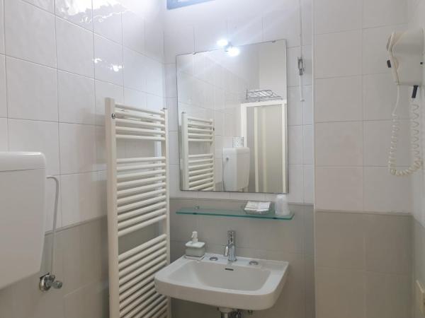 Hotel Bianca Vela : photo 7 de la chambre chambre double ou lits jumeaux