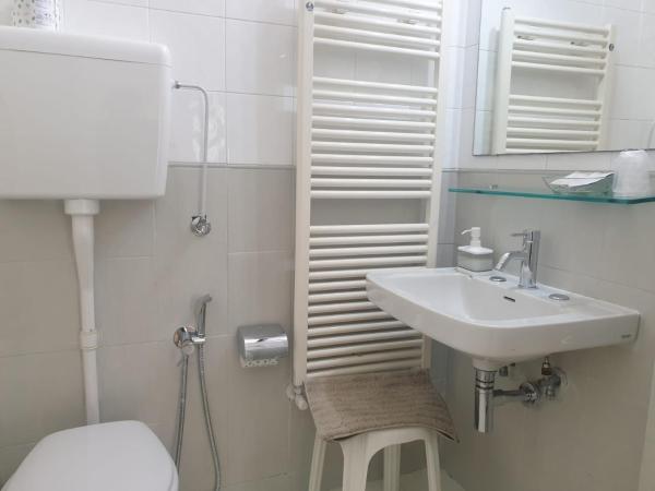 Hotel Bianca Vela : photo 8 de la chambre chambre double ou lits jumeaux