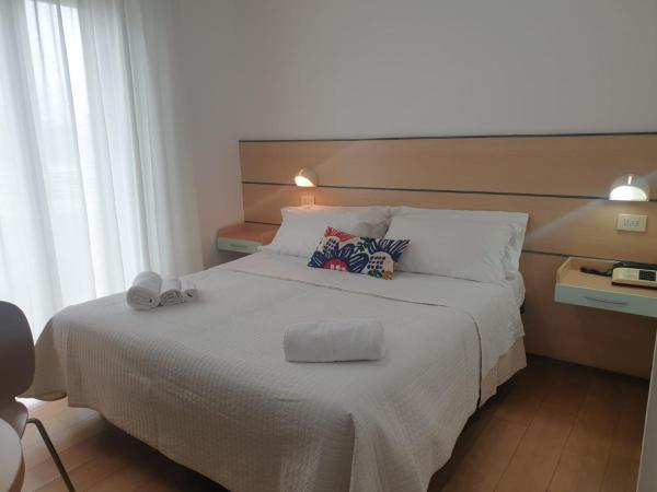 Hotel Bianca Vela : photo 2 de la chambre chambre double ou lits jumeaux avec balcon