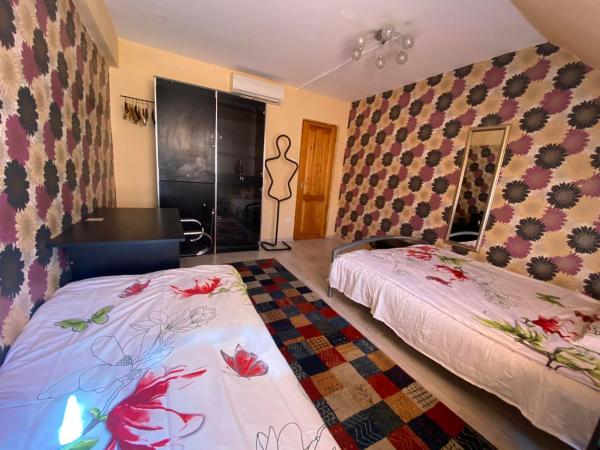 Hermina apartmanház : photo 4 de la chambre chambre triple Économique avec salle de bains commune