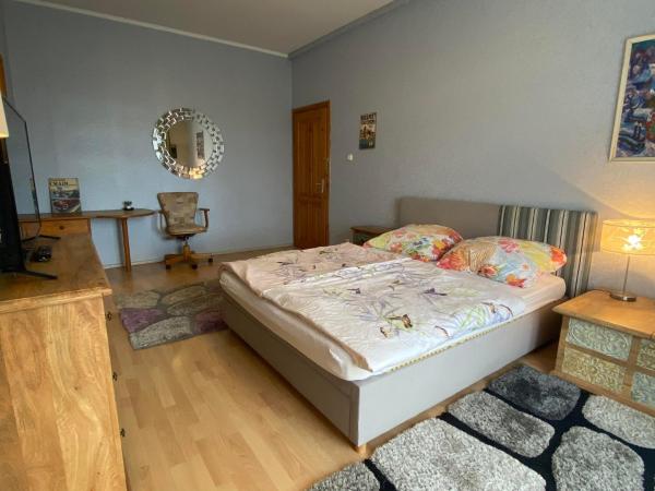 Hermina apartmanház : photo 4 de la chambre chambre triple confort avec douche