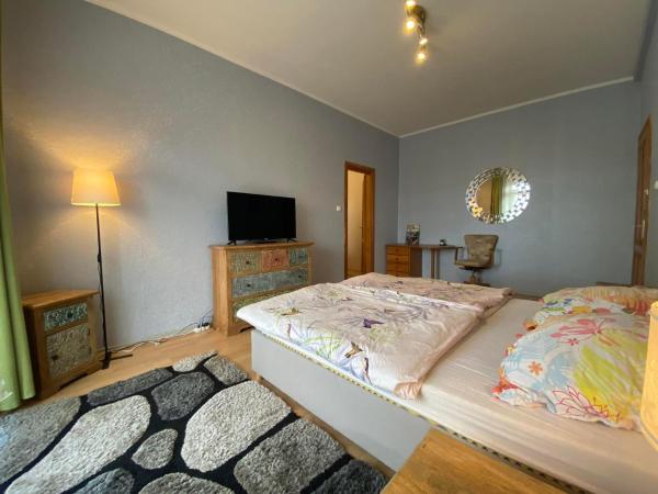 Hermina apartmanház : photo 3 de la chambre chambre triple confort avec douche