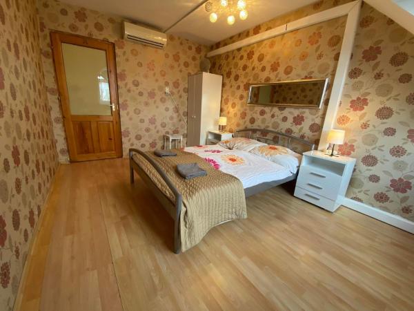 Hermina apartmanház : photo 4 de la chambre chambre double Économique