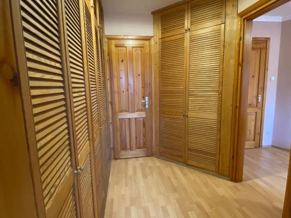 Hermina apartmanház : photo 4 de la chambre chambre familiale avec salle de bains privative