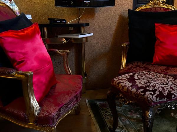 LU Suites : photo 5 de la chambre chambre lit king-size deluxe